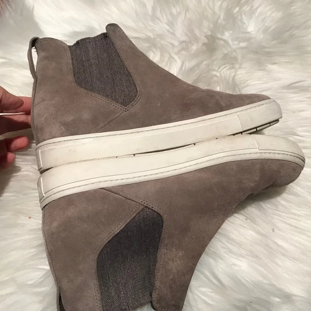 Vince Shoes Newlyn Chelsea High Top Sneakers Pull On Suede Cream Womens 7M EU37 - Picture 6 of 8